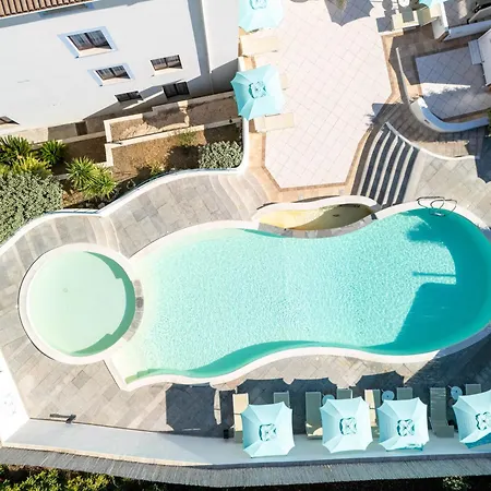 Otel Western Blumarea