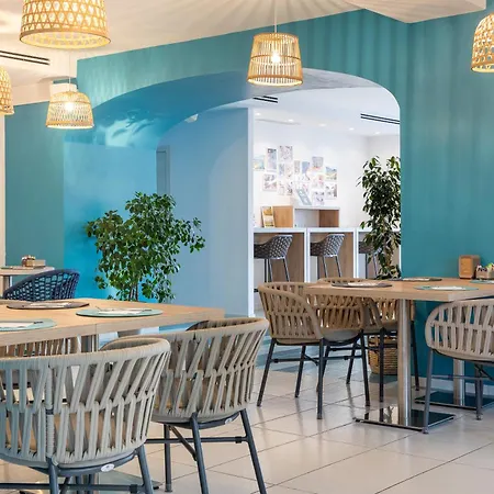 Otel Western Blumarea