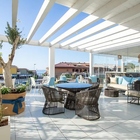 Otel Western Blumarea