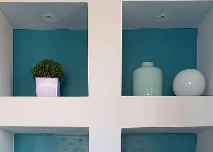 Western Blumarea カステルサルド