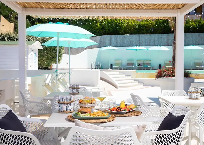 ホテル Western Blumarea 4*