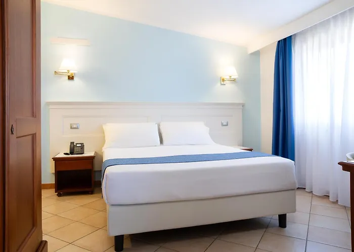 ホテル Western Blumarea カステルサルド