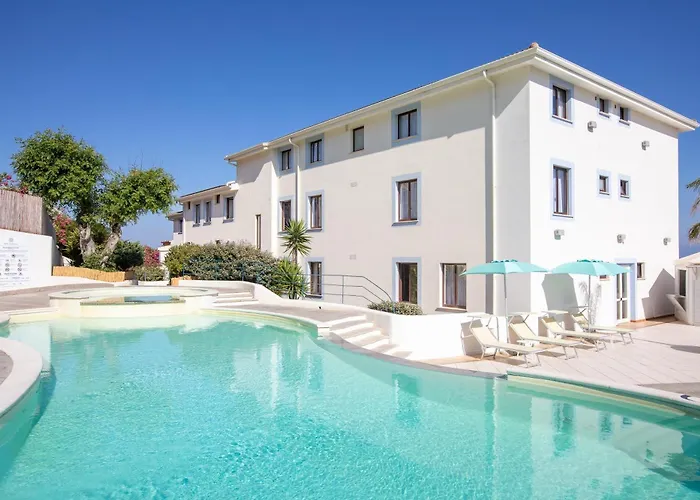 Western Blumarea ホテル 4*