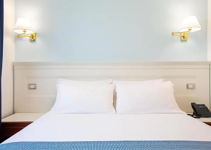 ホテル Western Blumarea カステルサルド